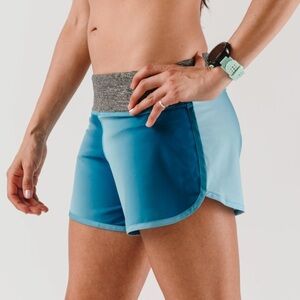 Rabbit Hopper Short In Mykonos Blue Ombre Running Workout Storage Pockets SZ XS